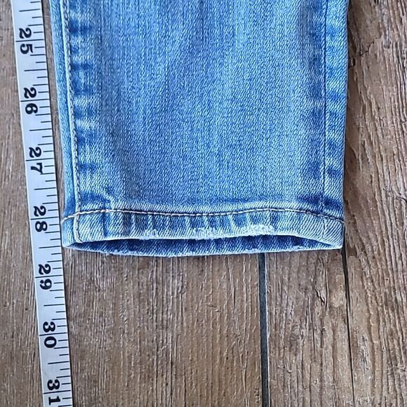 AMERICAN EAGLE Jegging Jeans Light Wash Distessed Holes Women's Size 6 - Picture 8 of 12